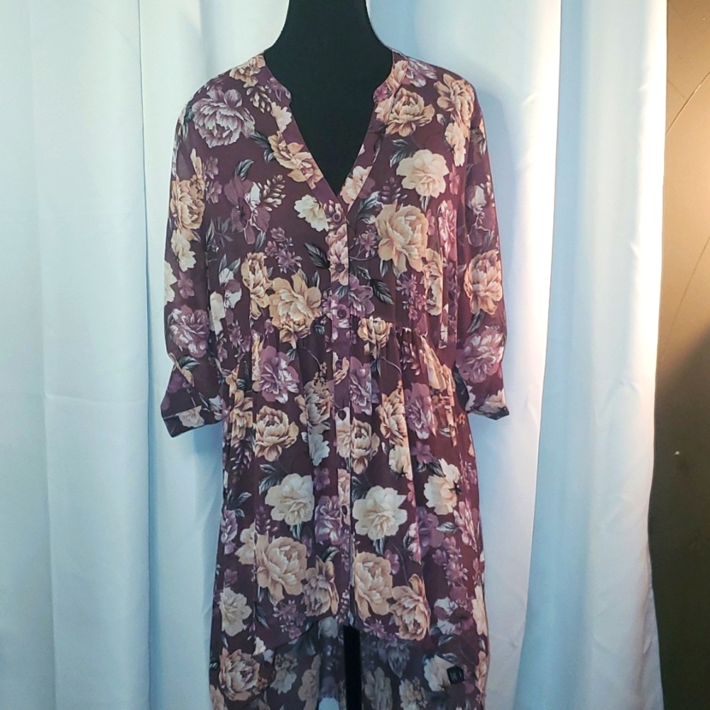 TORRID sheer floral high low blouse
